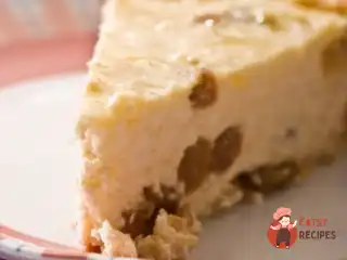 Німецький сирний пиріг з родзинками