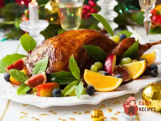 Качка із фруктами