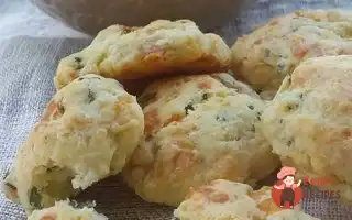 Сирне Печиво Із Зеленою Цибулею