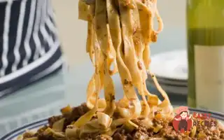 Тальятелле З Яловичим Рагу