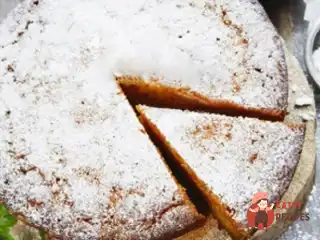 Морквяний пиріг з волоським горіхом
