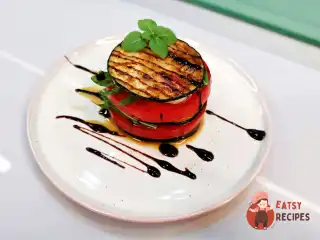 Капрезе з баклажану