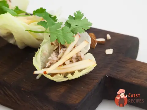 Низьковуглеводний тако з куркою та мигдалем