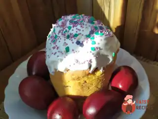 Пасхальний сирний куліч